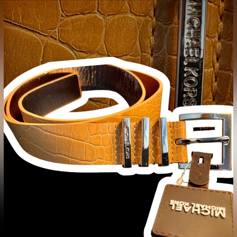 Michael Kors NWT Tan Leather XL 38 to 42 waist Belt Gold Hardware